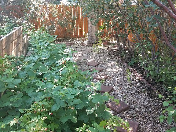 2nd image of 1059 Hidalgo Dr