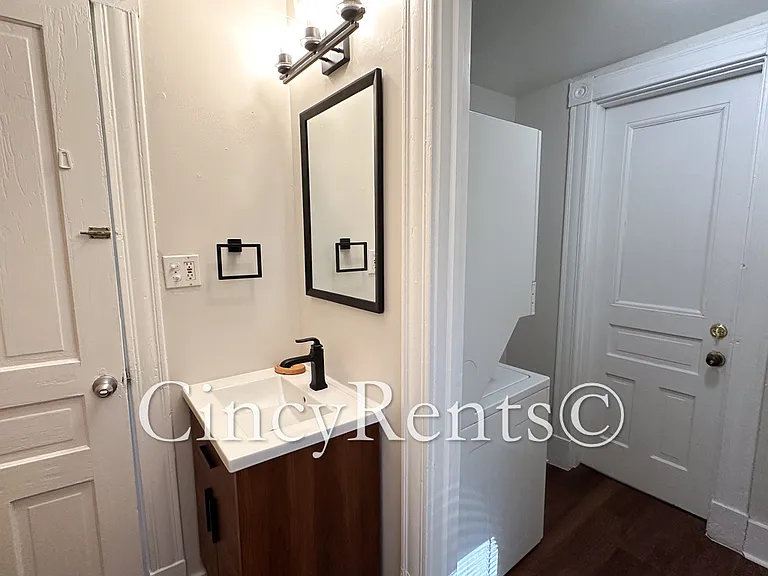 2715 Arbor Ave #1 — Photo 14