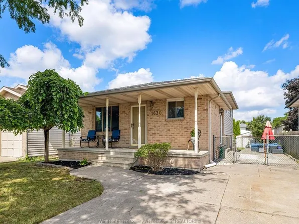 1630 Blue Spring Dr, Windsor, ON N8W 5L2