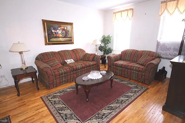 Sold by Fillmore | media 13