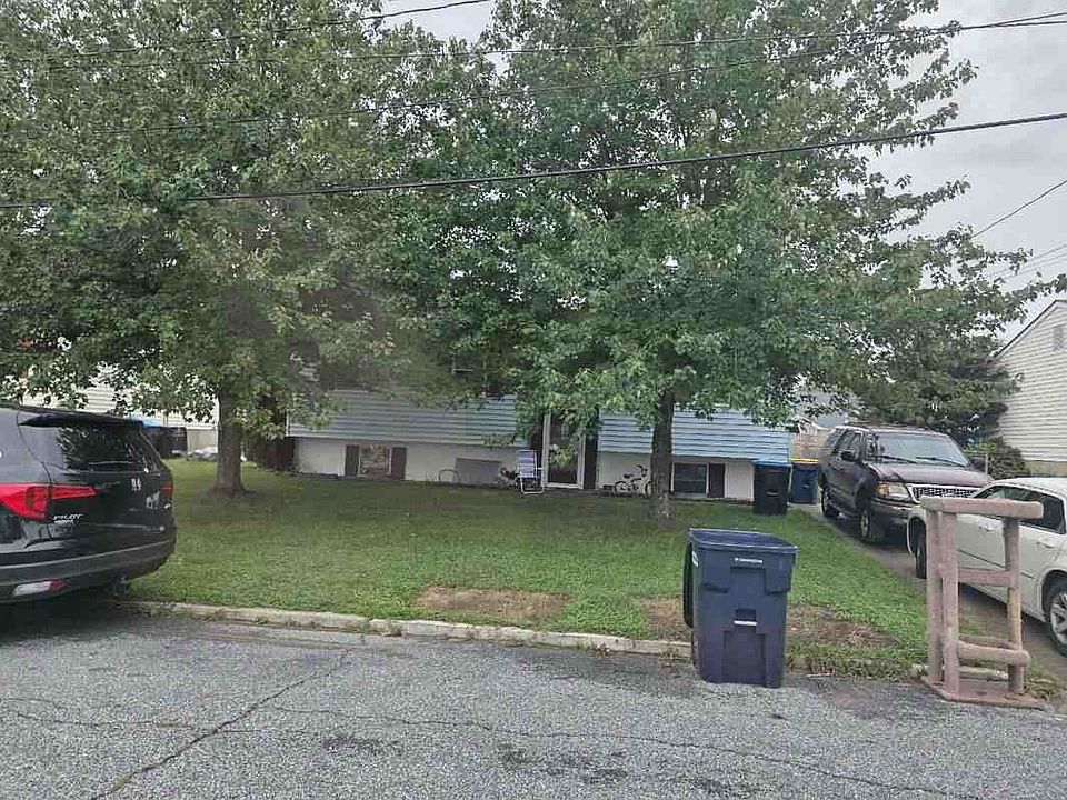 1st image of 318 W North St