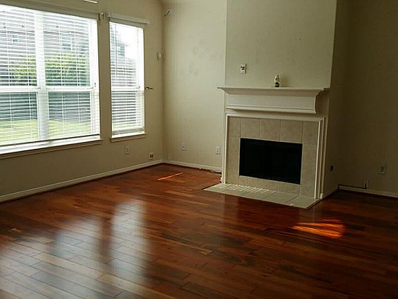 4th image of 2906 Perdido Bay Ln