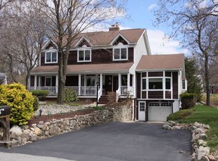 5 Wynding Way, Rockaway, NJ 07866