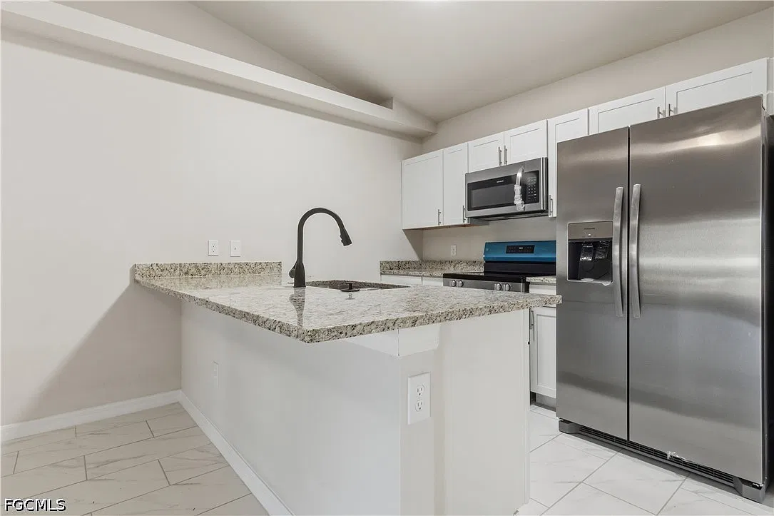 3 bed, 2.0 bath, 1500 sqft, $1,750 — Photo 3