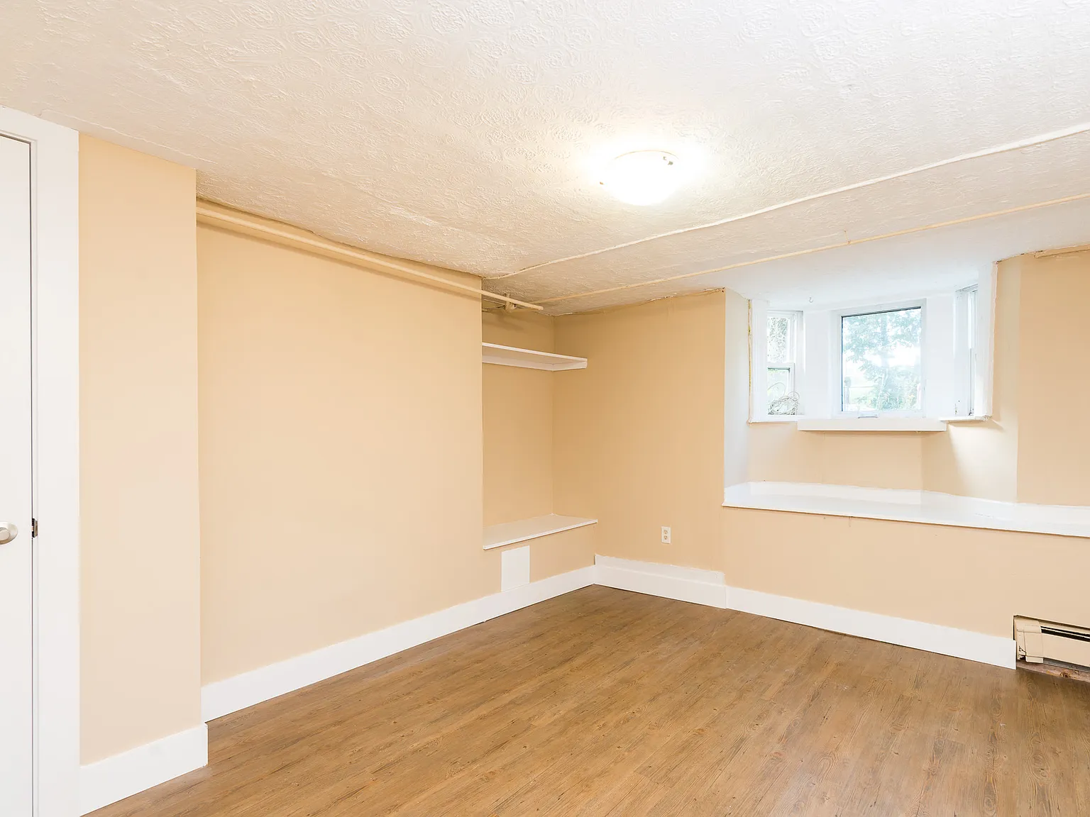 5706 South Street — Photo 3