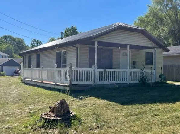 2204 Pleasant Plain Ave, Elkhart, IN 46517