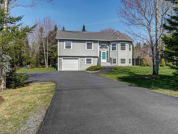4th image of 439 Newbury Rd