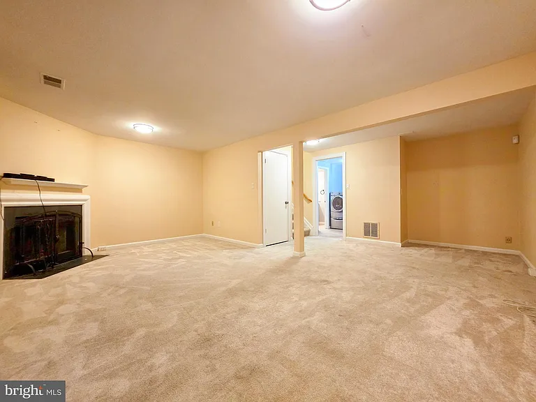 6605 Rockleigh Way — Photo 18