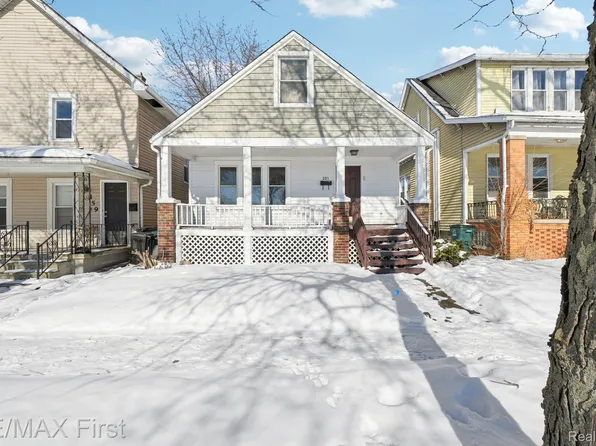 201 E Bennett Ave, Ferndale, MI 48220