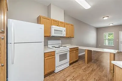 131 Nevada Ave #101 — Photo 5