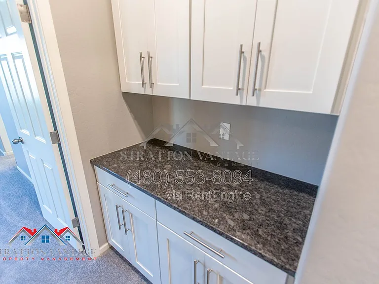 3738 E Dogwood Dr — Photo 33