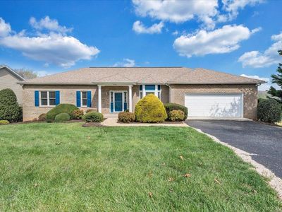 1114 8th Fairway Ln, Huddleston, VA, 24104