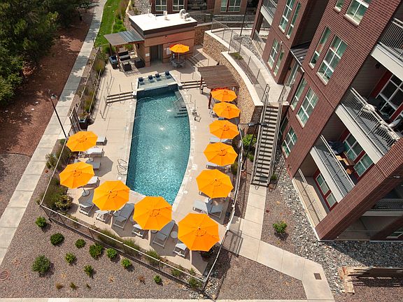 DryCreek_amenity_pool (3)