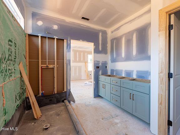 5th image of 2321 Peachtree Hills Road