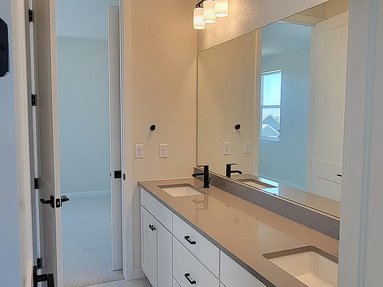 11732 Amplify Cir — Photo 29
