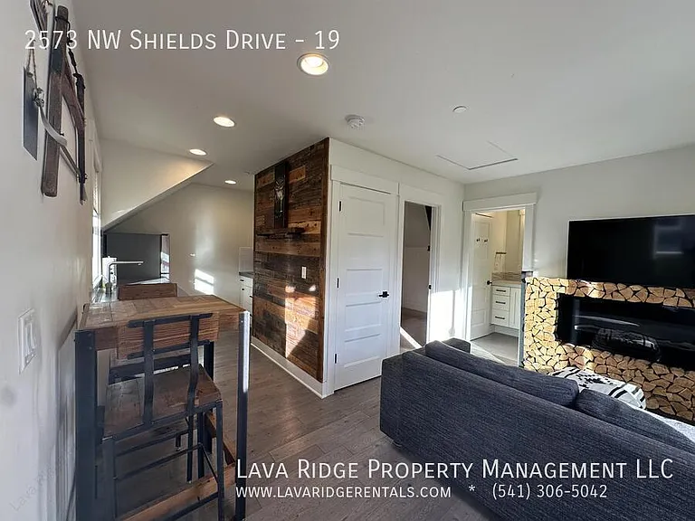 2573 NW Shields Dr #19 — Photo 4
