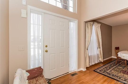 4th image of 43910 Stonebridge Dr
