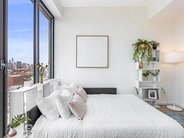 545 Vanderbilt Ave #4E — Photo 5