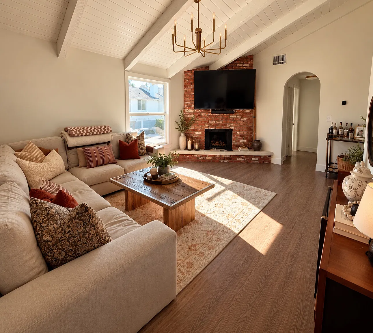304 Santo Tomas Ave — Photo 3