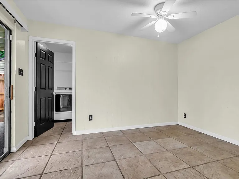 15830 Pipers View Dr — Photo 12