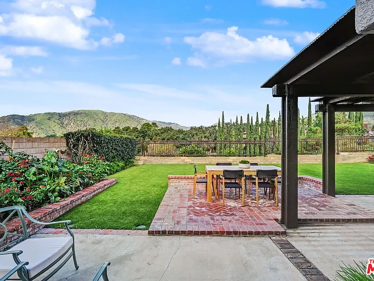 6497 Country Club Dr — Photo 39