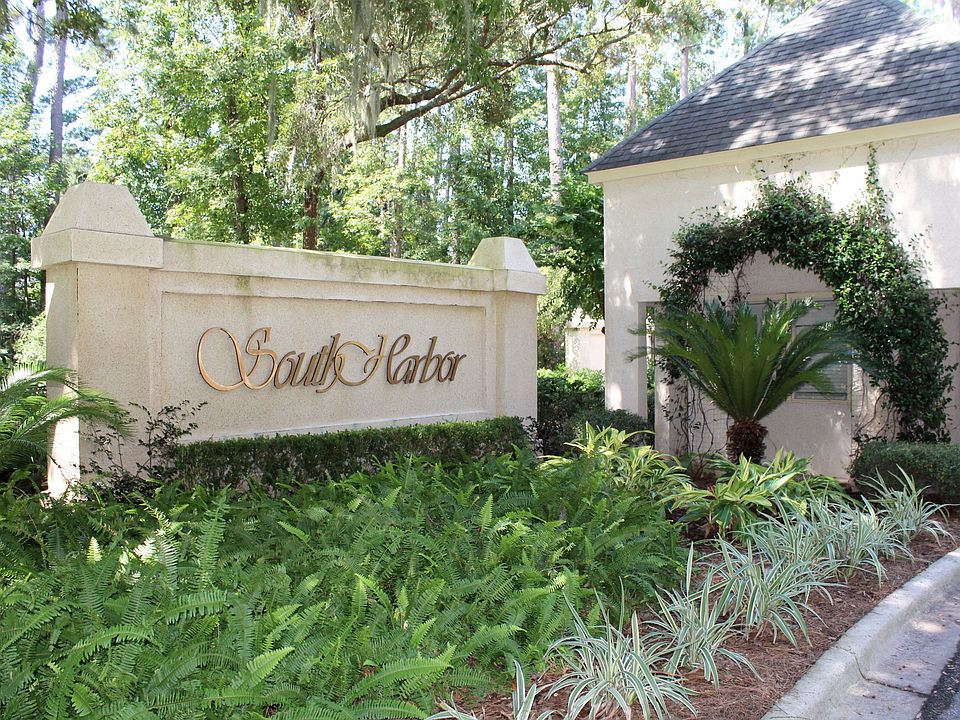 Beautiful gated community!