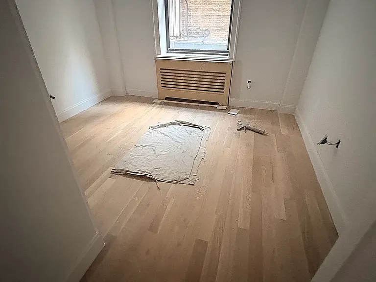 115 E 82nd St #1CD — Photo 4