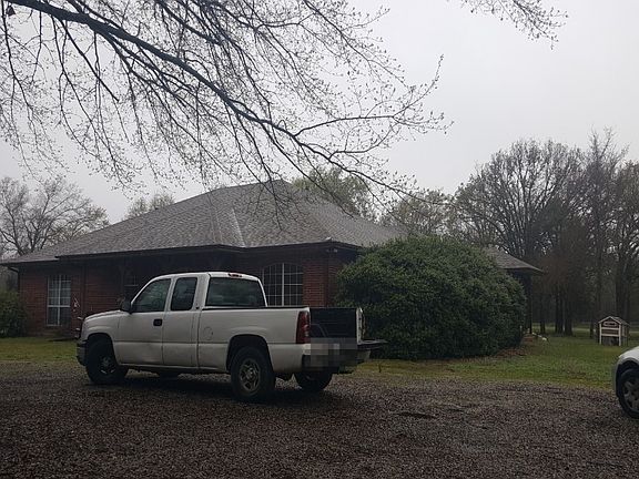 2nd image of 880 County Road 2100