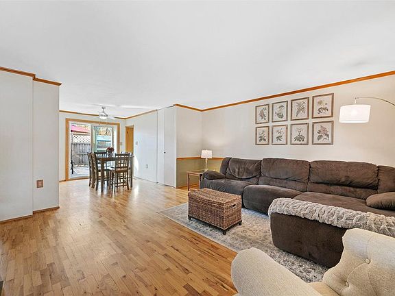 3rd image of 9032 Amona Dr