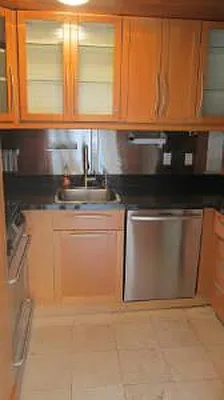 Rented by Akam Sales and Brokerage | media 22