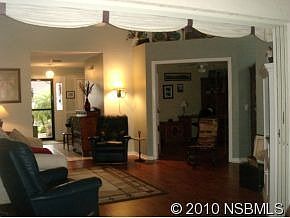 2nd image of 1347 Wayne Ave