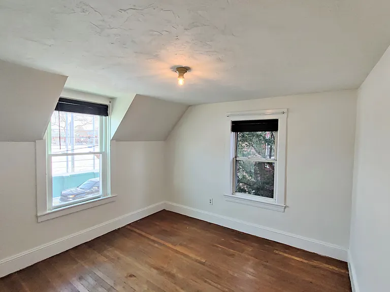 292 Cedar St — Photo 13