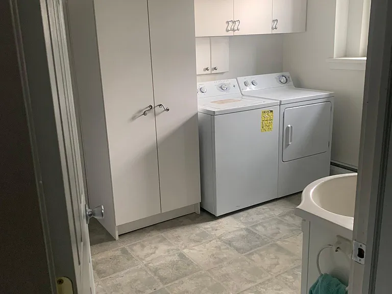 104 Cesare Dr — Photo 4