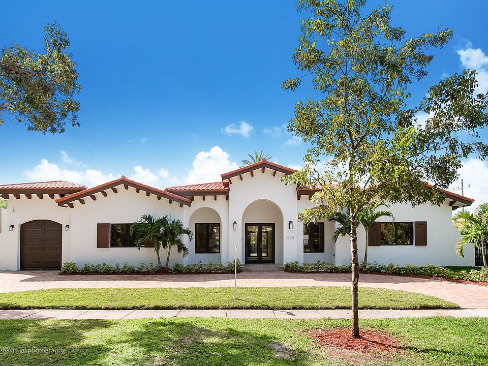 1st image of 520 Minorca Ave