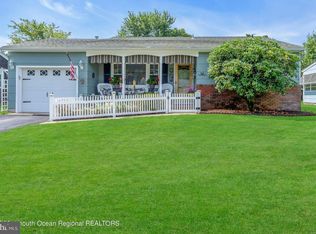 114 Georgetown Rd, Toms River, NJ 08757