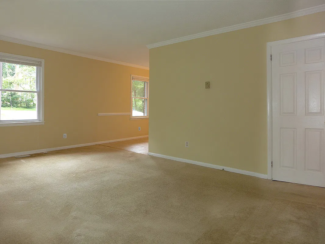 3 bed, 1125 sqft, $1,895 — Photo 3