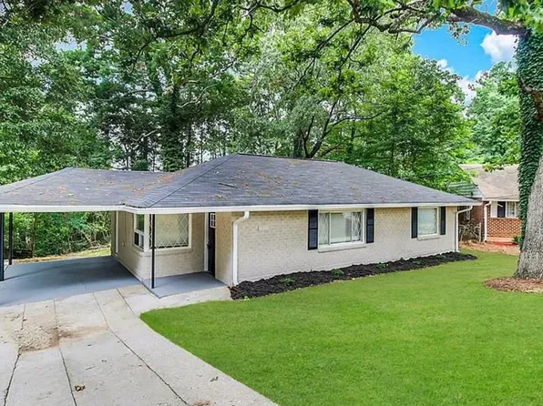 1761 Carter Cir, East Pt, GA 30344
