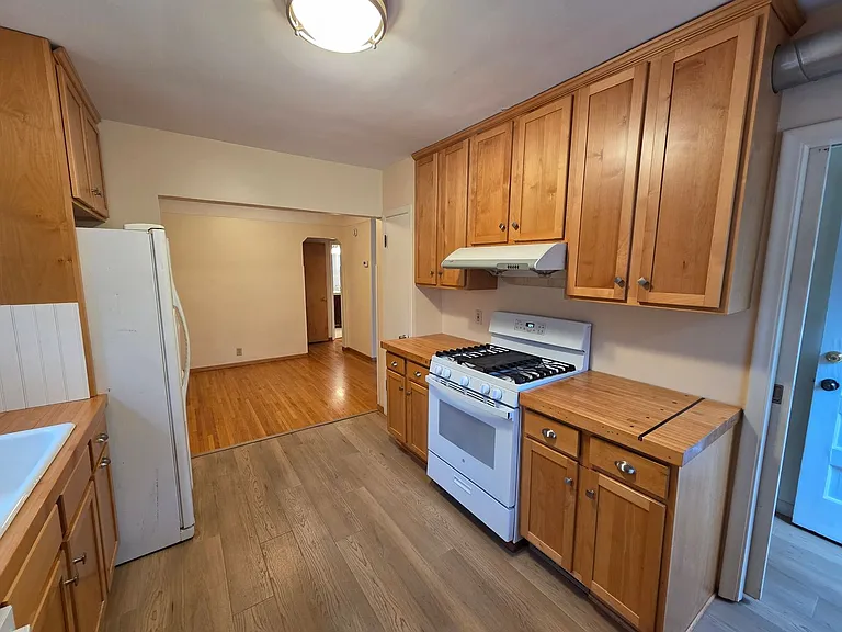 4412 Portland Ave — Photo 3