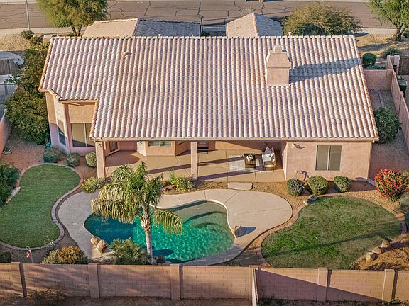 2nd image of 13611 W LA REATA Avenue