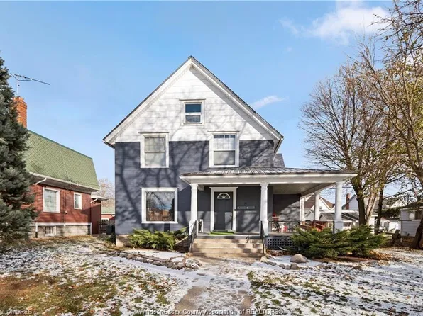 39 Russell St, Leamington, ON N8H 1V1