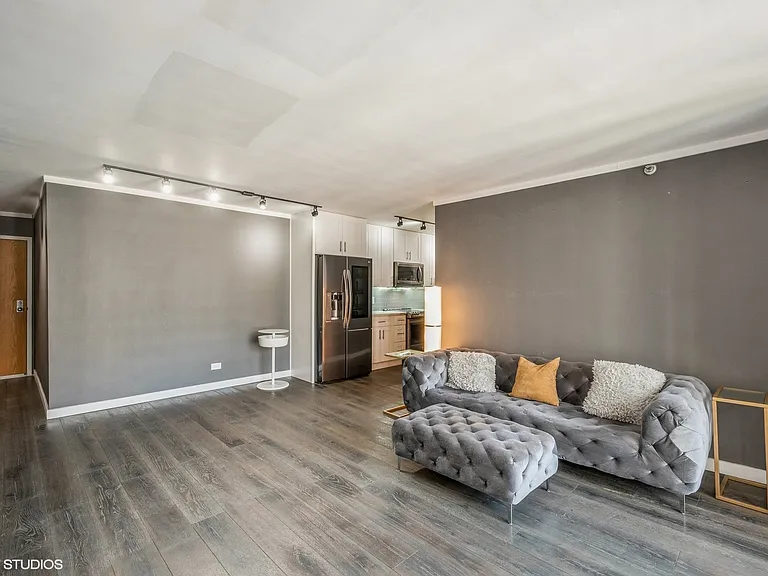 200 N Dearborn St #2608 — Photo 5