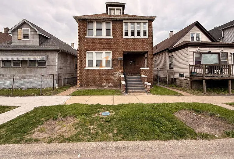 3910 Catalpa St #2 — Photo 1