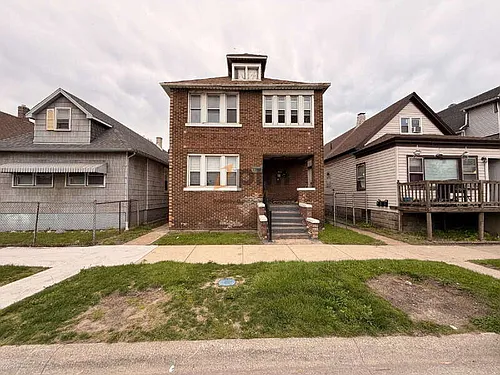 3910 Catalpa St #2 Photo 1