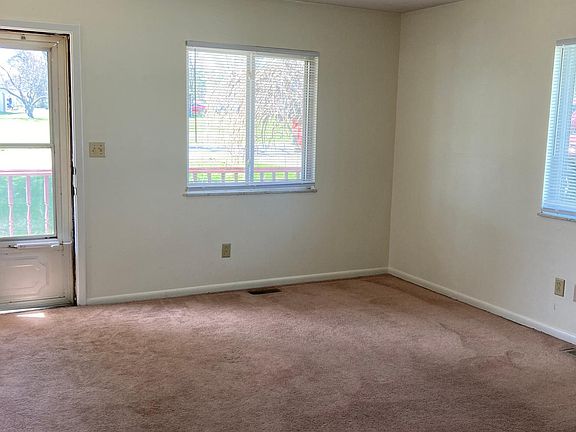 2nd image of 4356 Flowerdale Ave