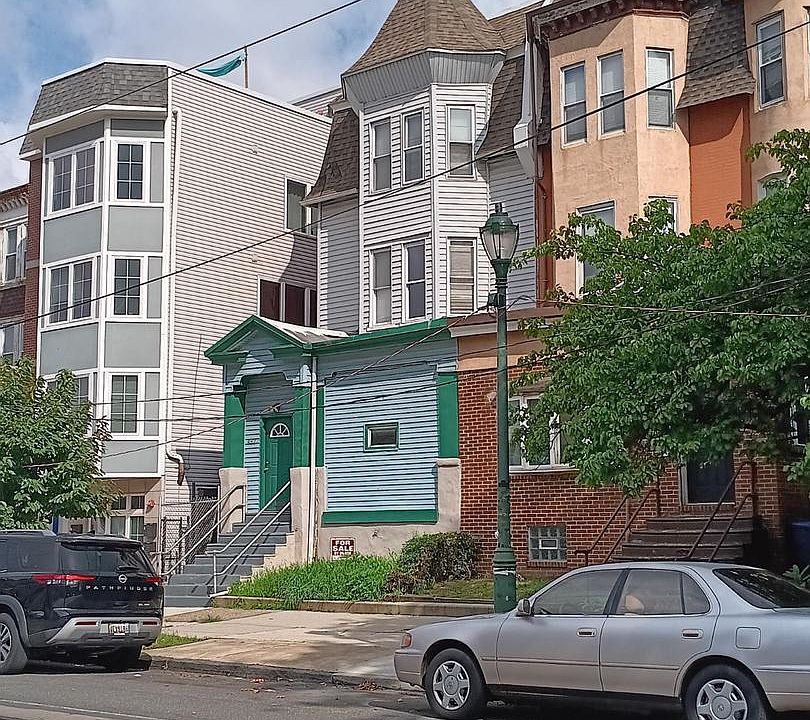 1st image of 4827 Baltimore Ave