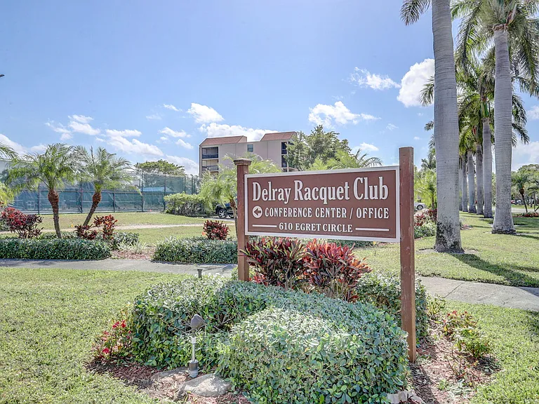 600 Egret Cir #7501 — Photo 31