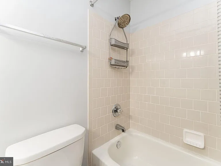 2383 Laconia Ct — Photo 20