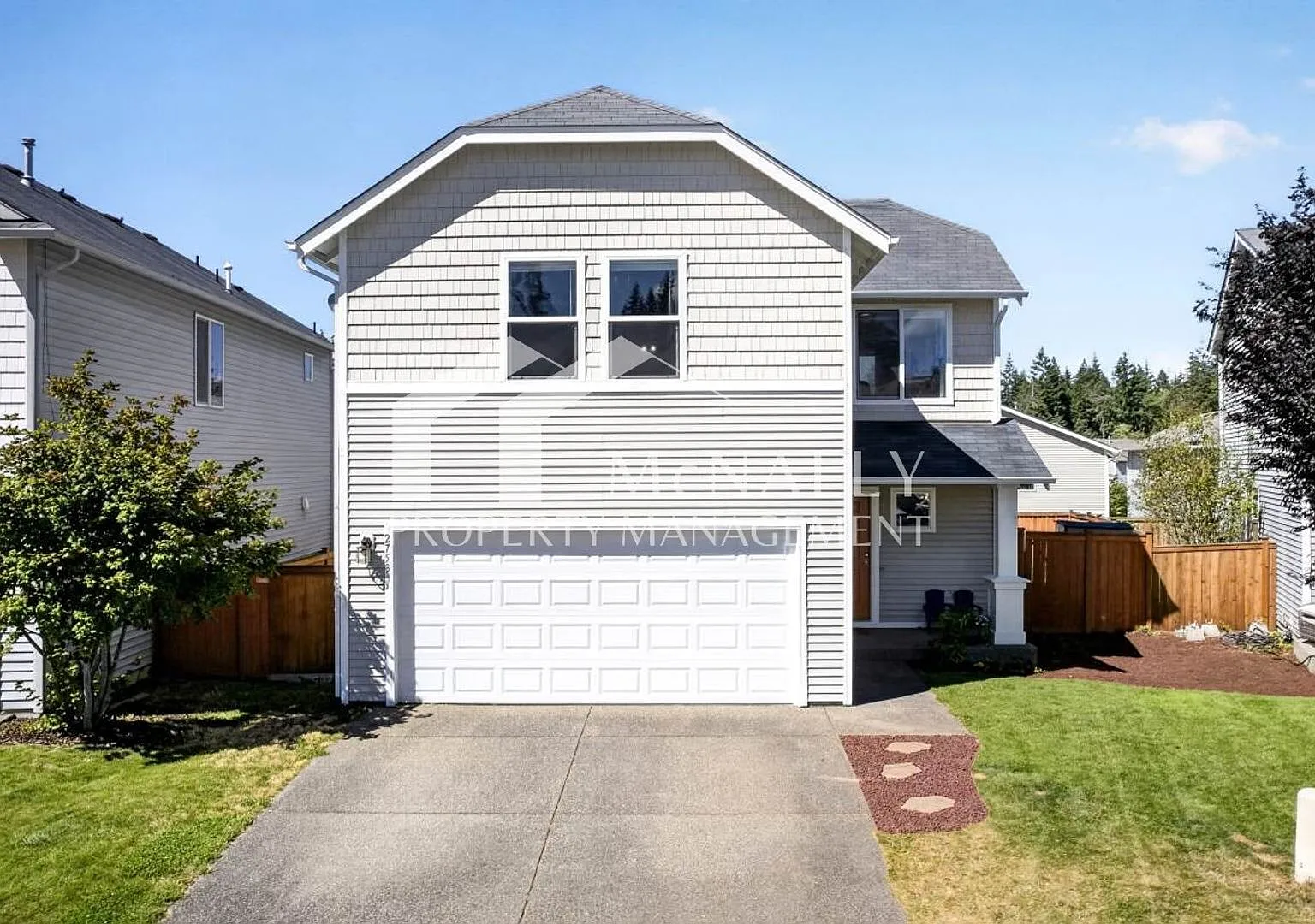 Modern 3-Bedroom Home with A/C & Fenced Yard in McCormick Woods — Photo 1