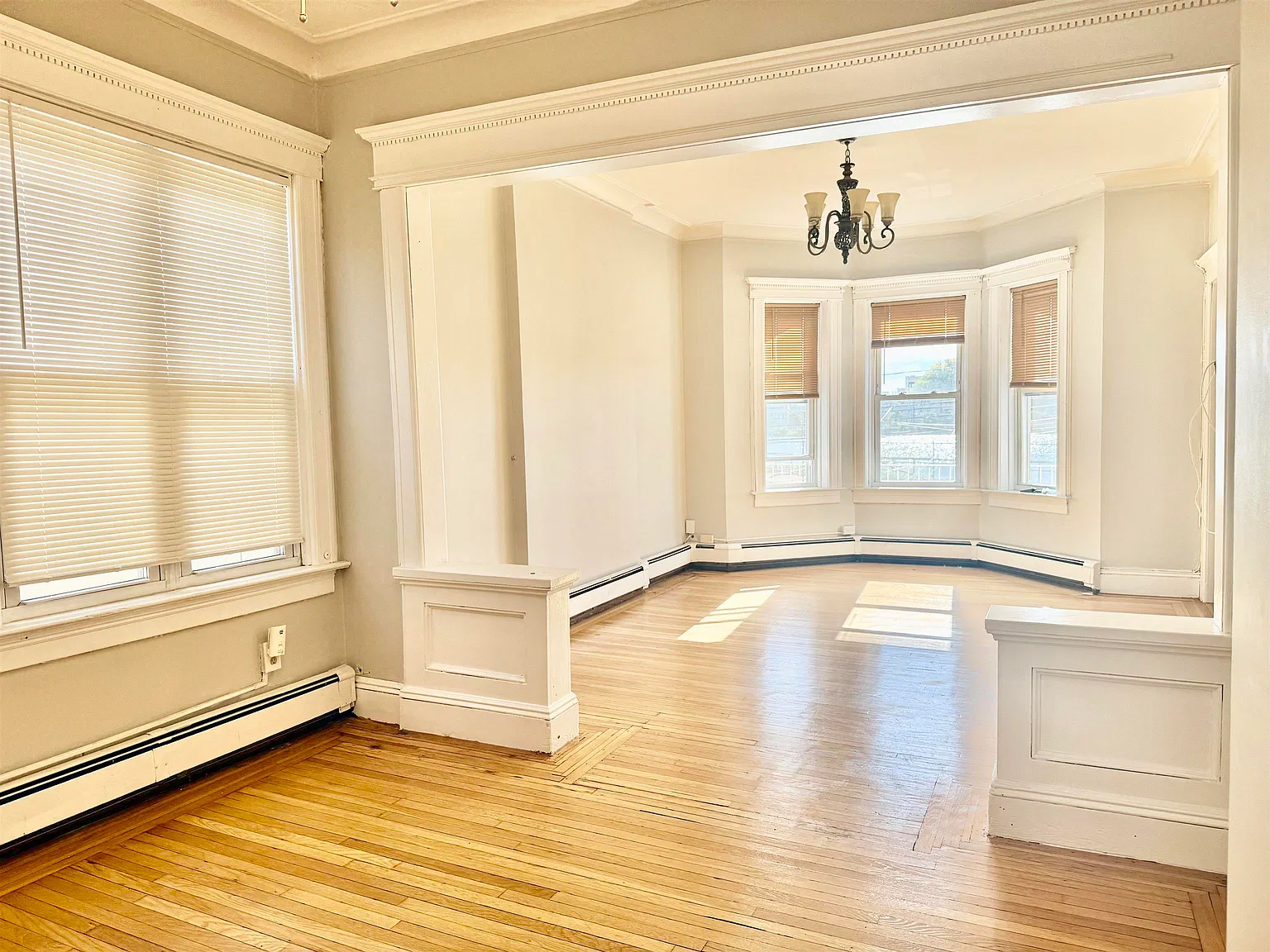 2 bed, 1.0 bath, 1000 sqft, $2,500 — Photo 4