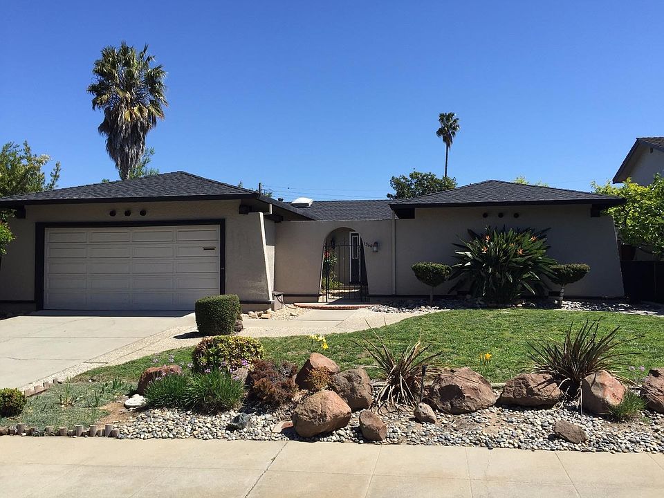 1st image of 1360 Bluebird Ct